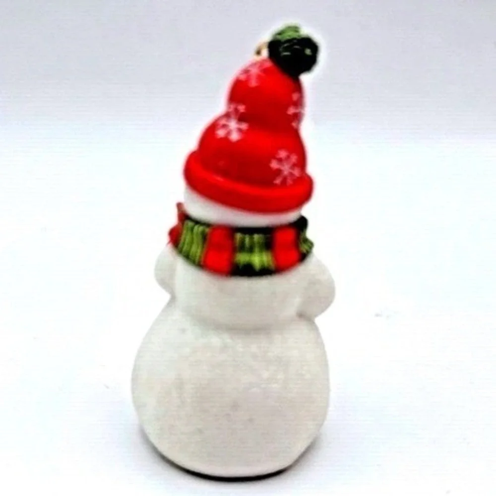 Hallmark Keepsake Christmas Ornament 2005 A Happy Little Snowman Handcrafted NEW